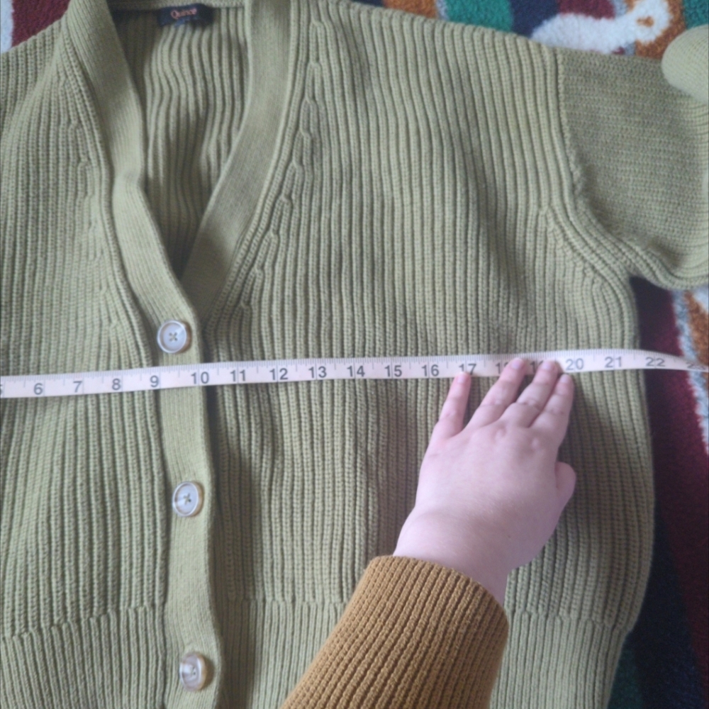 Quince Organic Cotton Fisherman Boxy Cropped Cardigan, Herb Green - Picture 4 of 4